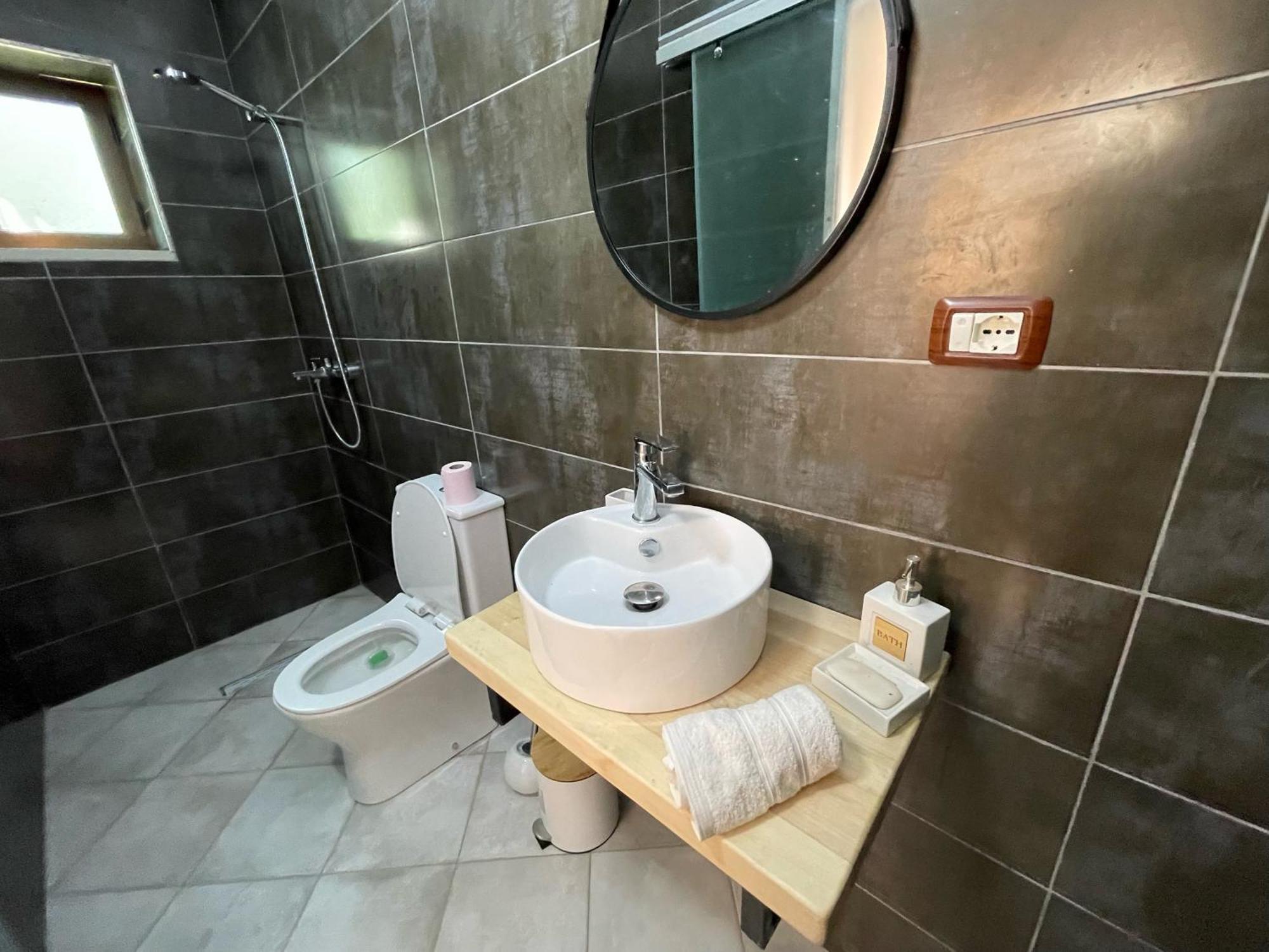 Xho'S Forest Guest House Berat Kamer foto