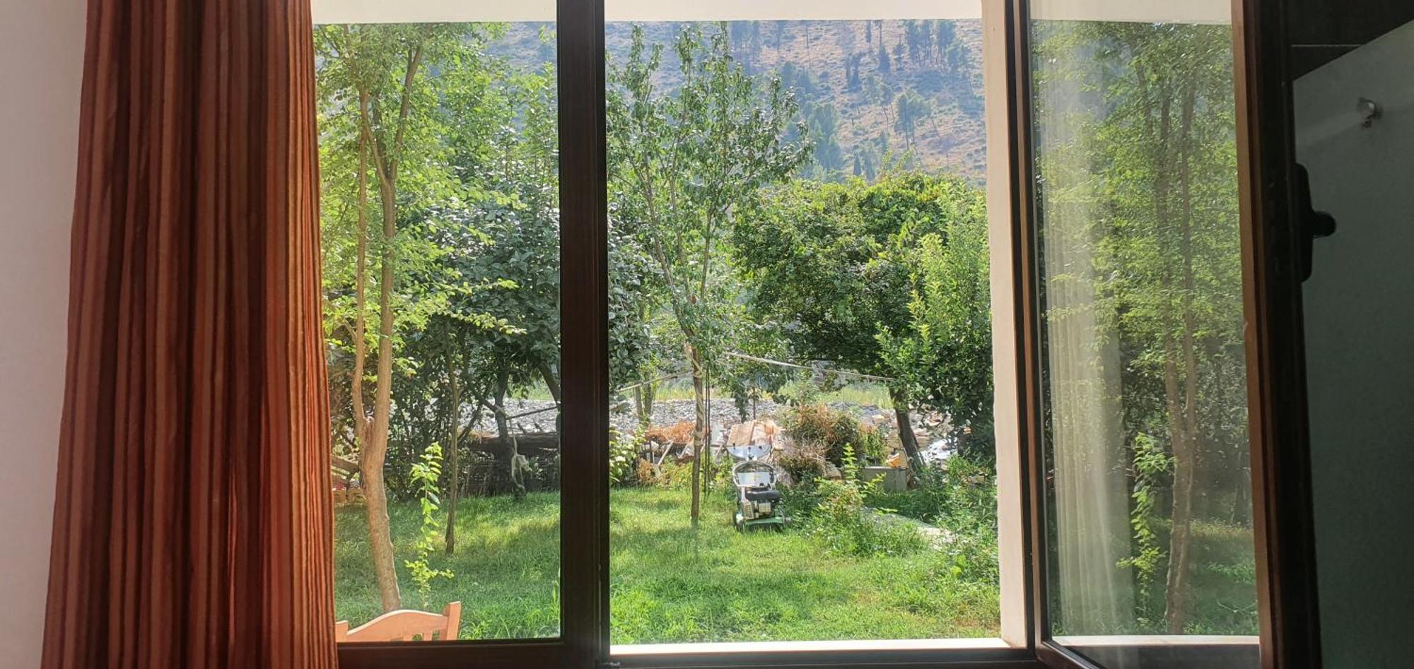 Xho'S Forest Guest House Berat Kamer foto